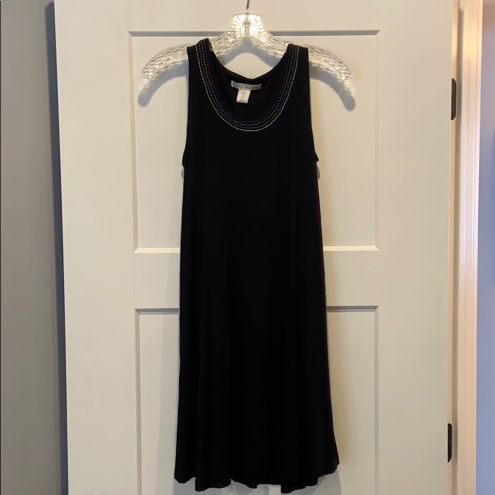 Sleeveless black dress